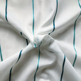 Gardinenstoff mit blauen Streifen