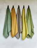 Feinste Dekostoff in gold