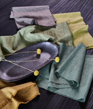 Schmutzabweisende Polsterstoffe in der Farbe denim
