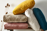 edle Samtstoffe für Kissen in beige