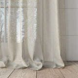 netzartiger Gardinenstoff