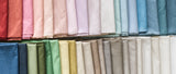 viele Farben raumhohe Stoffe