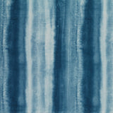 Raumhoher Gardinenstoff mit Aquarellmuster in der Farbe blau