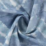 Bio Baumwolle mit Zackenmuster in der Farbe blau